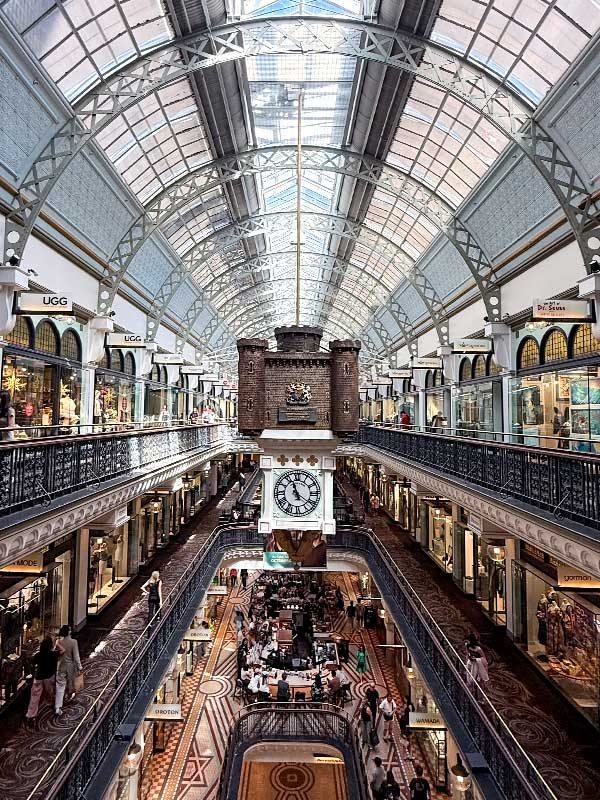 維多利亞商場時鐘2